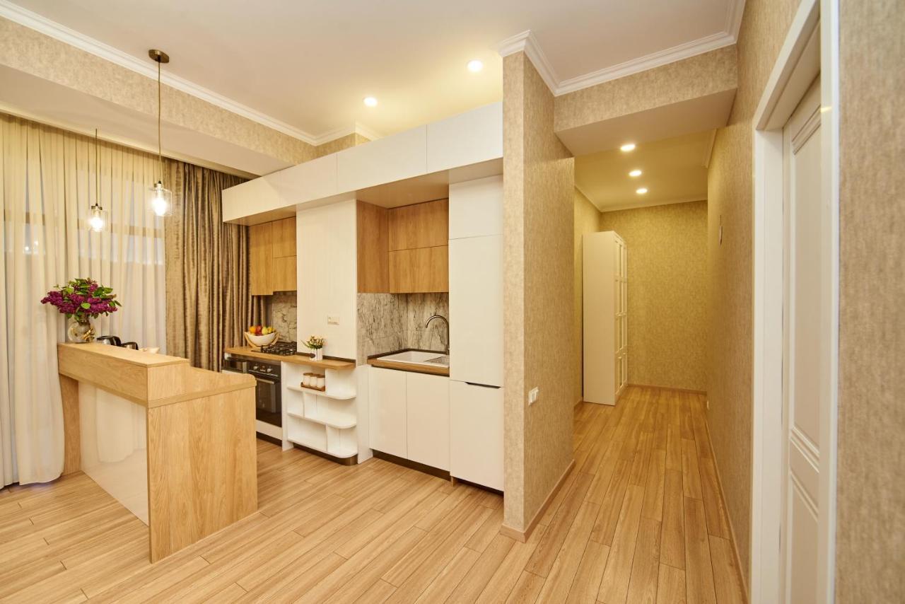 Apartment By The River Тбилиси Экстерьер фото