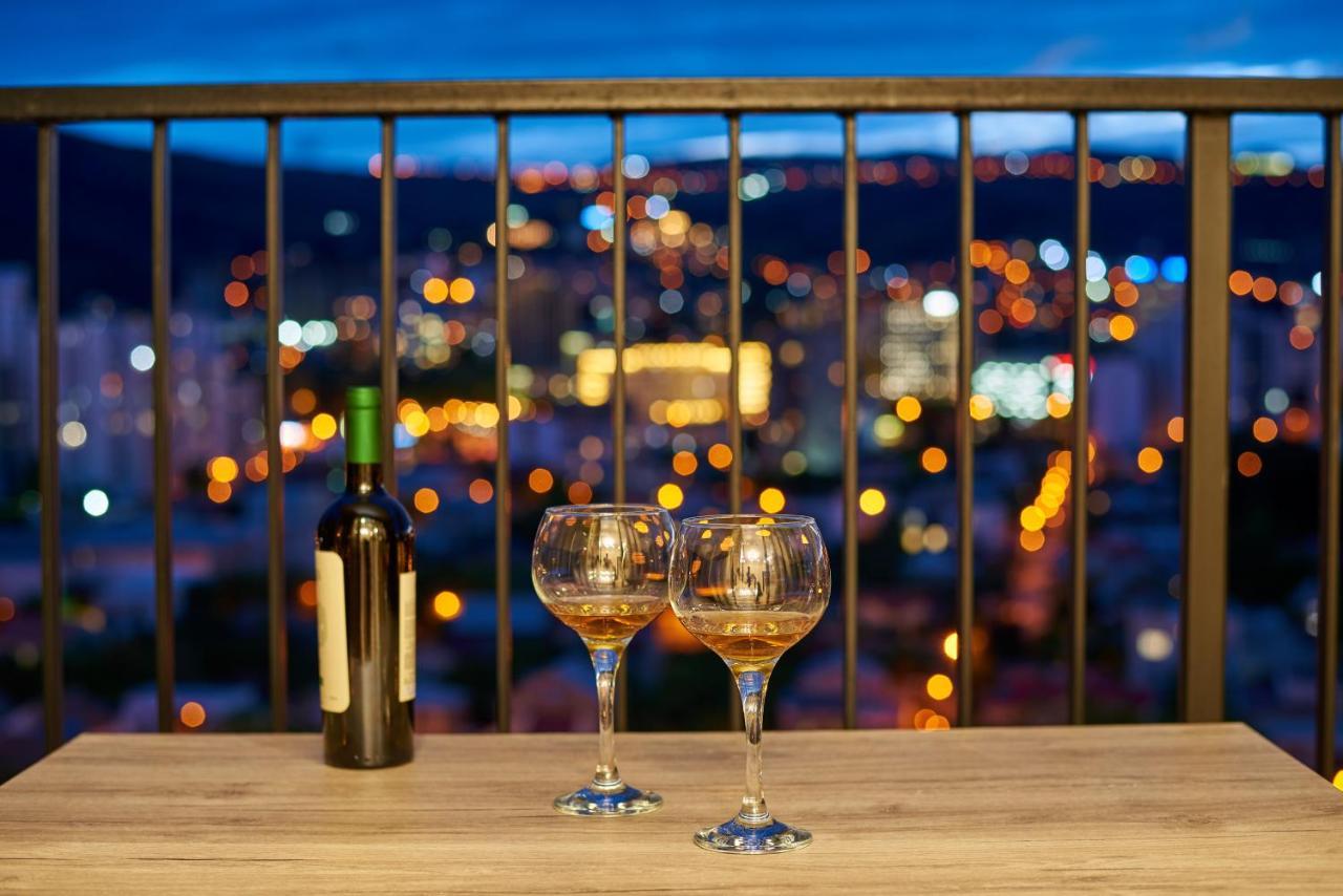 Apartment By The River Тбилиси Экстерьер фото
